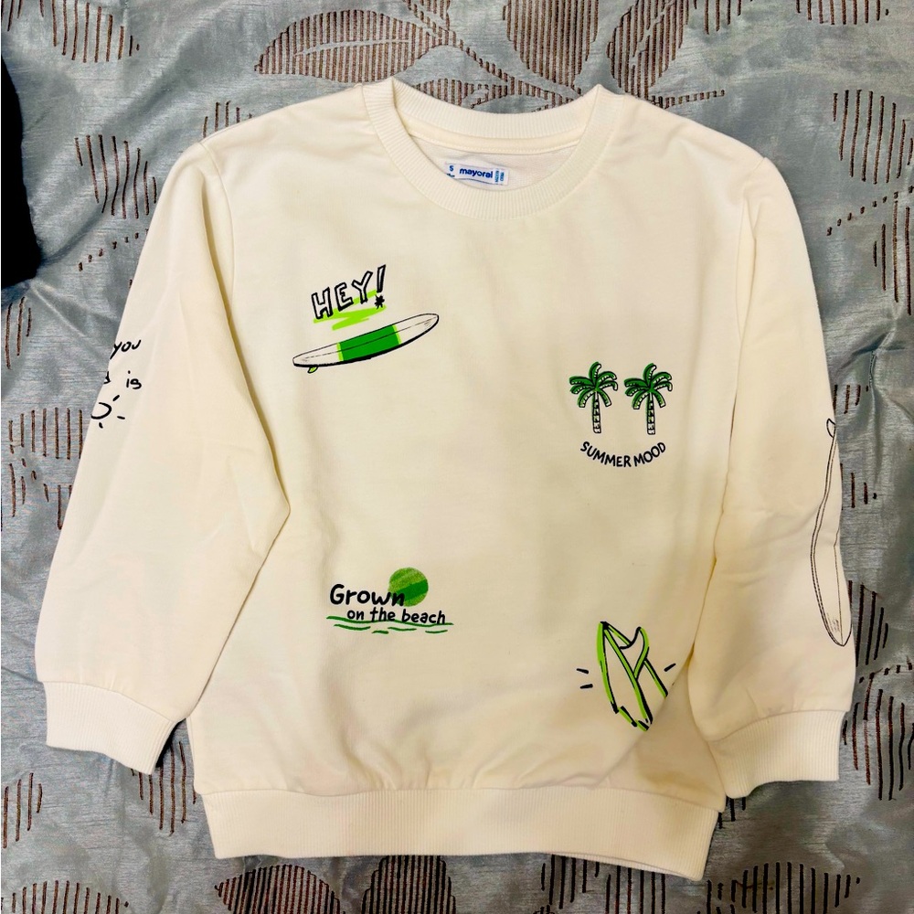 Mayoral Lightweight Sweater - Size 5 - NWOT